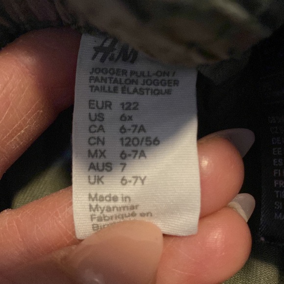 H&M BOYS PANTS SIZE 6x - Picture 2 of 3